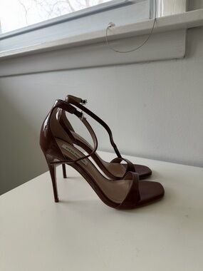 Steve Madden Brown Patent Leather T-Strap Stiletto Heels